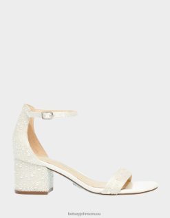 نحيف Betsey Johnson ماري عاج أحذية ZXT0V38